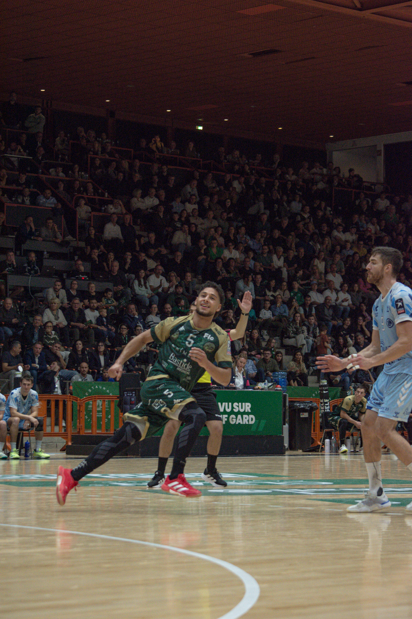 7ba6bcb1e3b9f80a021afa475637271d