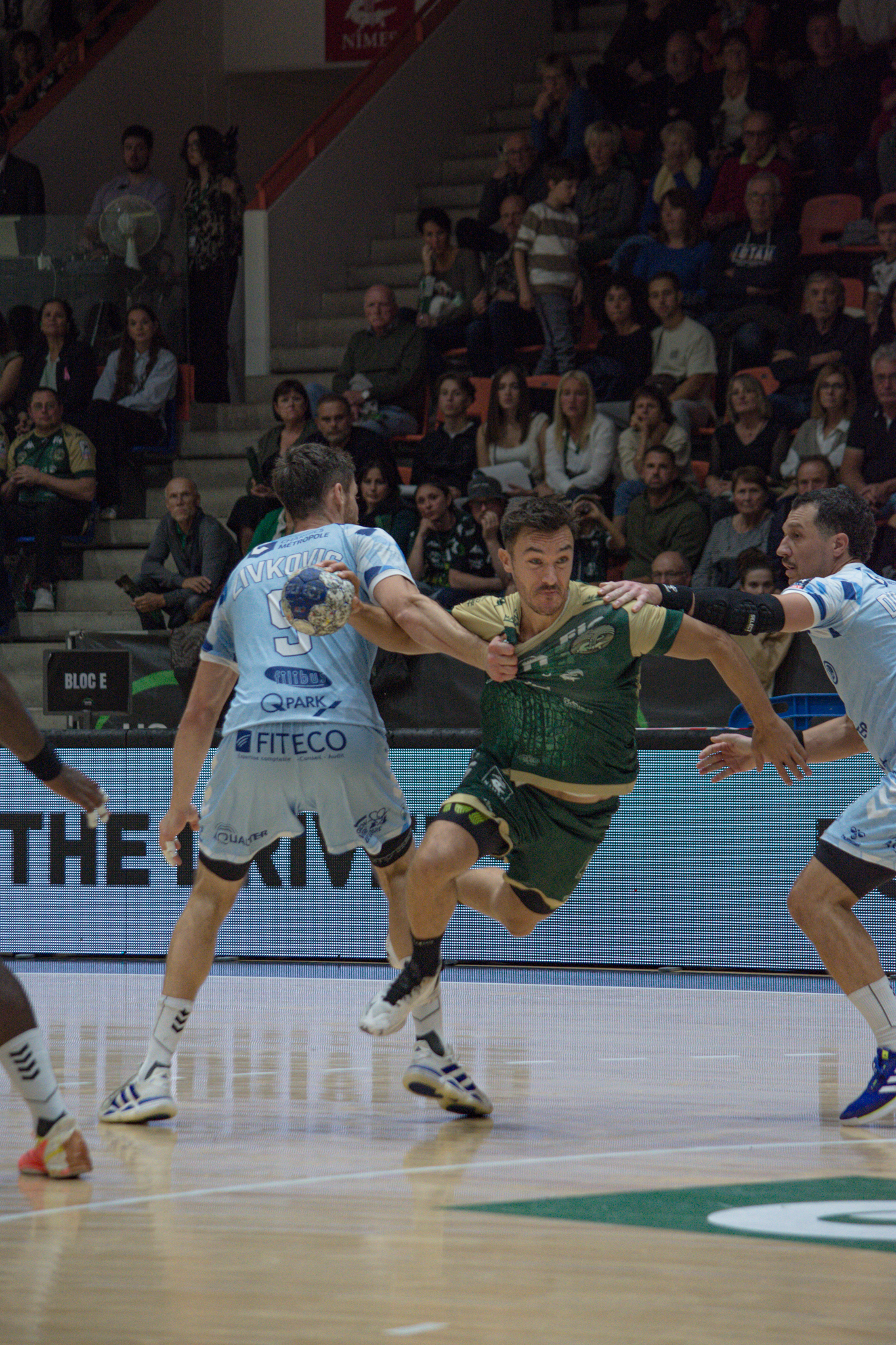 3a863368585f02d5acae23b6b5f12806