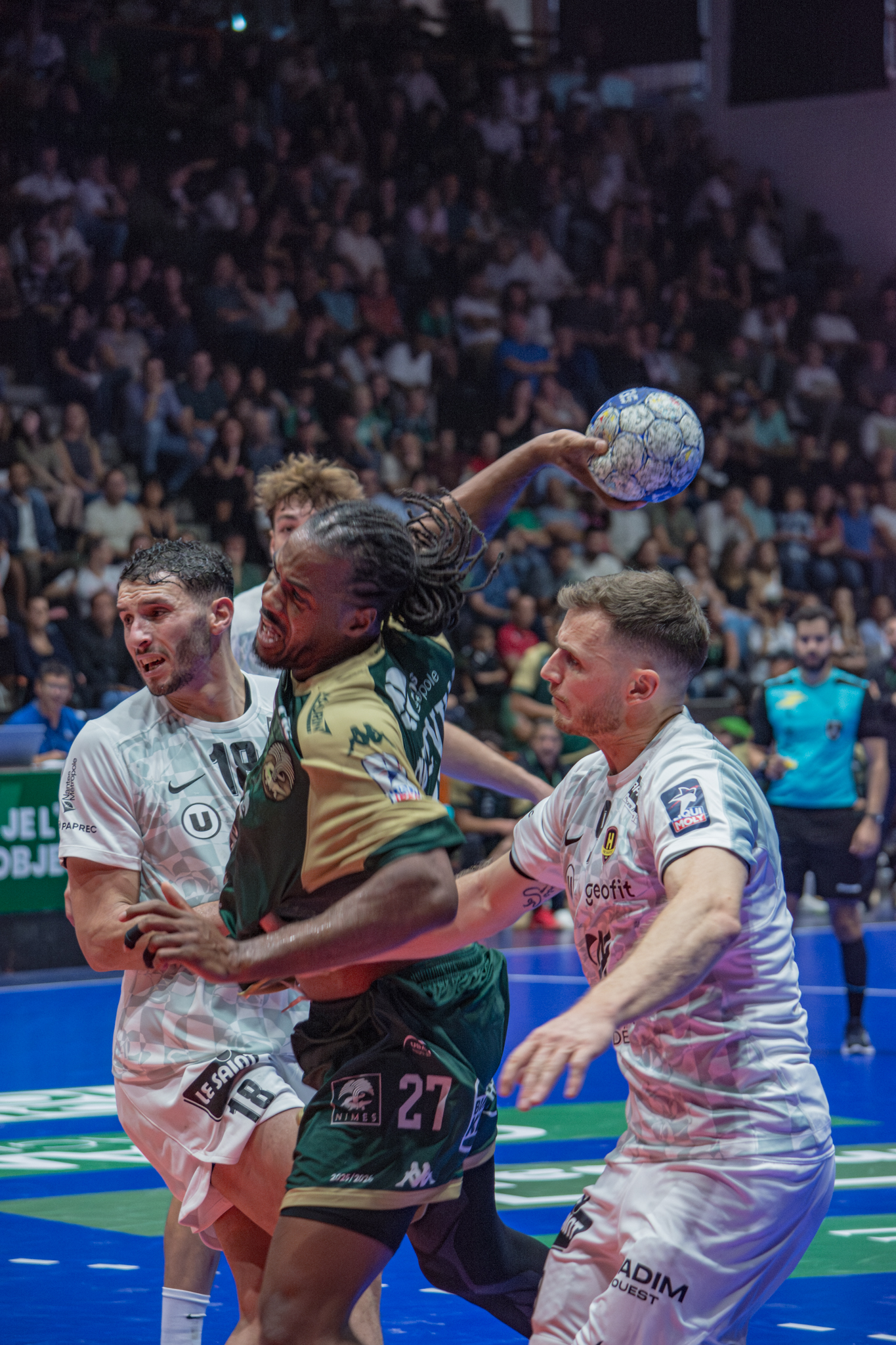 5702d1185cefe8fbf09963428a4e951c