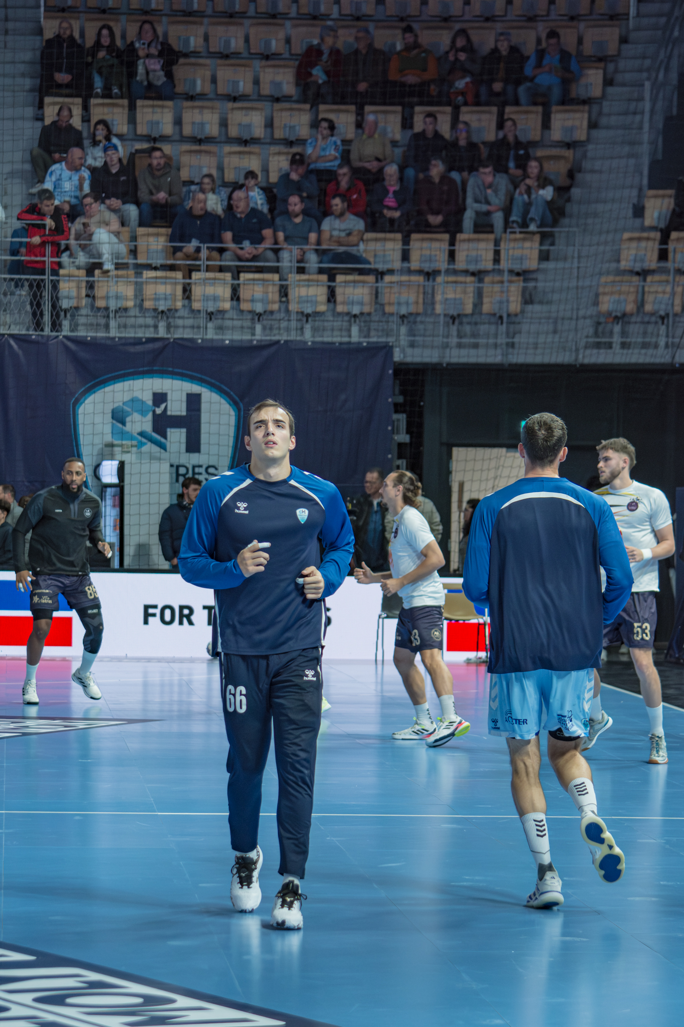 5eaab70759946a3a089a7652a662c2bd