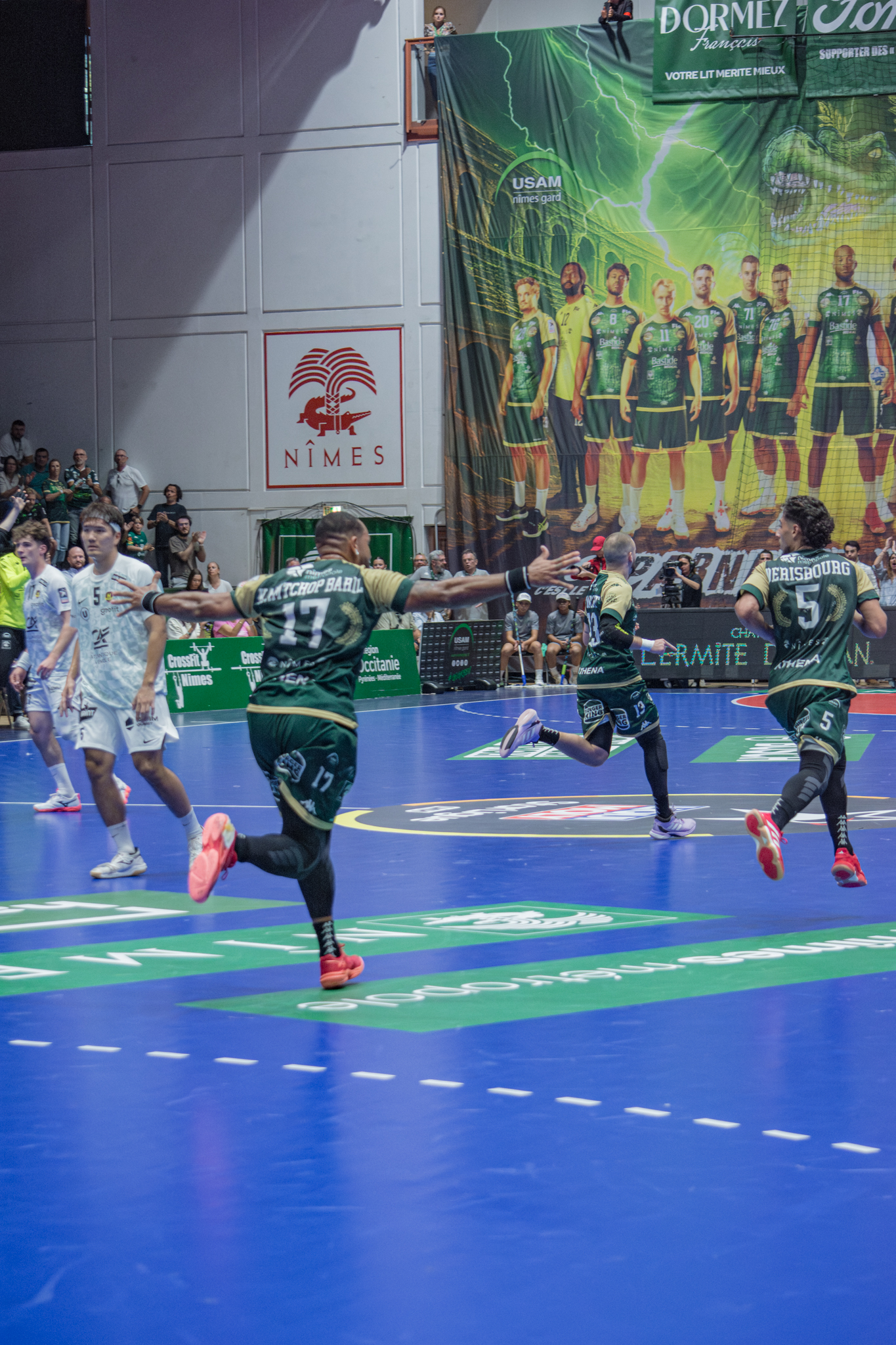 8f2f3bbd29263aff2554c055a7fdcdd4