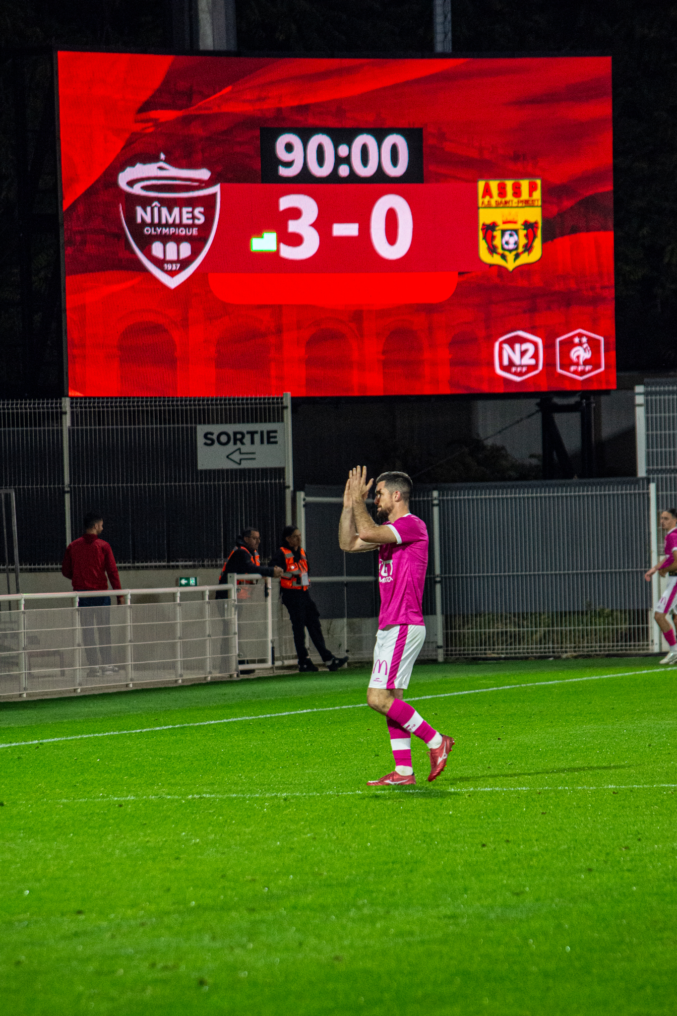 ca959c451f8aad2f3d86ede81b40a23d