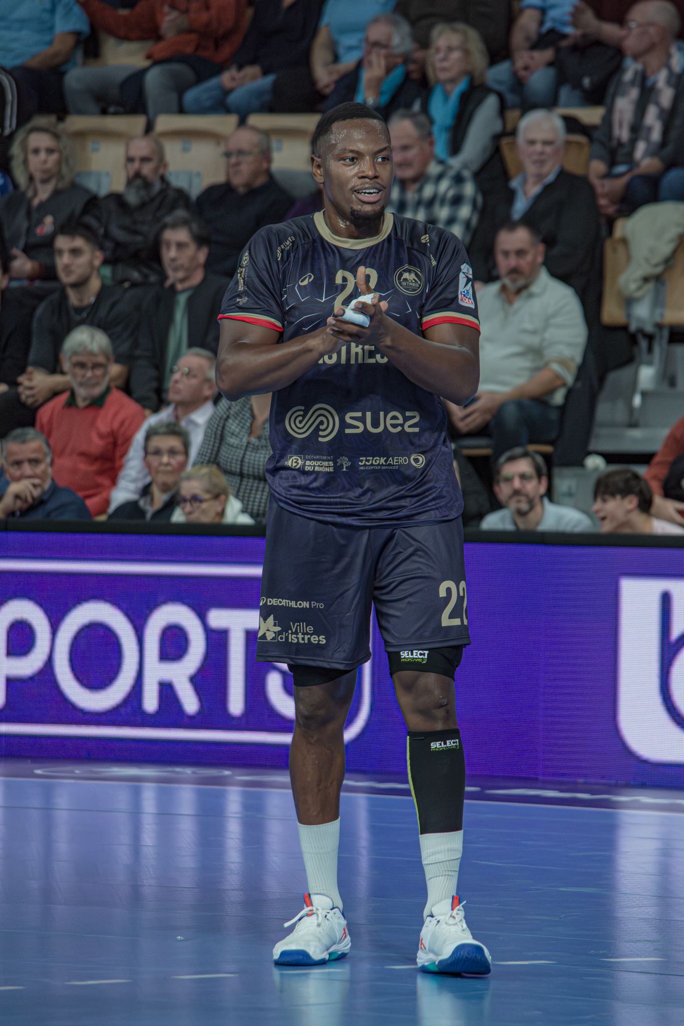 fae64ef10416bbbd5e64ee71f9564fdb